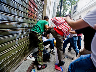 Periodistas de la Cadena Capriles fueron agredidos en Caracas