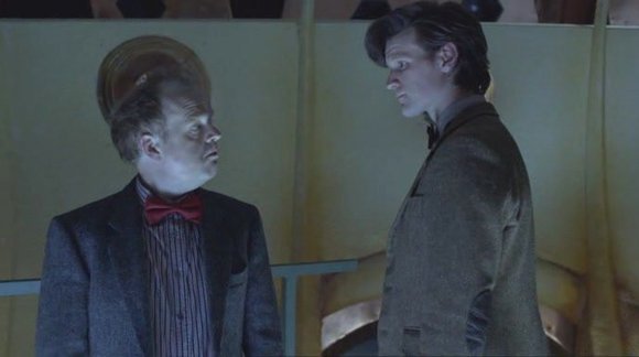 Toby Jones y Matt Smith en “Amy’s Choice”, capítulo 7 de la 5ª temporada de “Doctor Who”