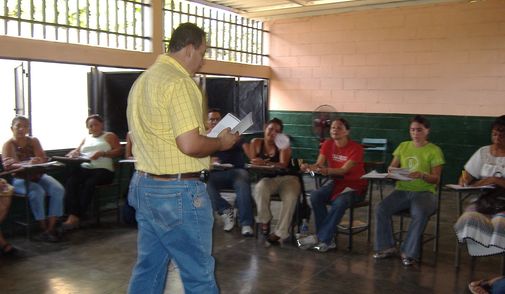 Taller sobre gestión de proyectos editoriales en Ocumarito, Palo Negro